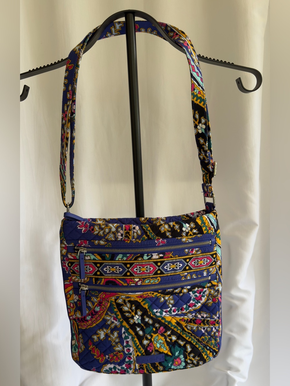 Vera Bradley Romantic Paisley Triple Zip Crossbody Bag Fall 2018 Retired NWOT